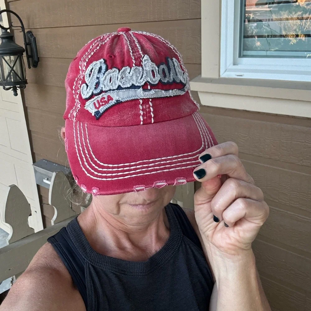 Distressed baseball cap - Picture 5 of 5